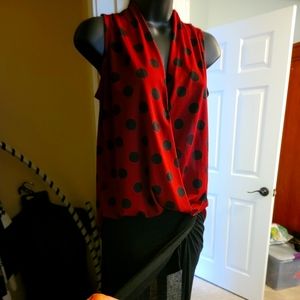 Skirt and Armless blouse set